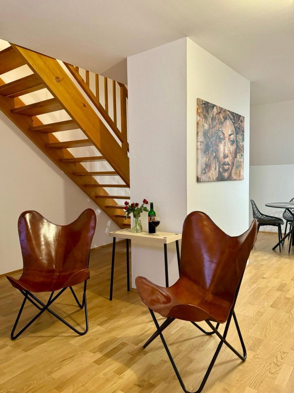 Carillon By Bestchoice - Old City - Self Check-In With Parking Option Graz Exterior photo