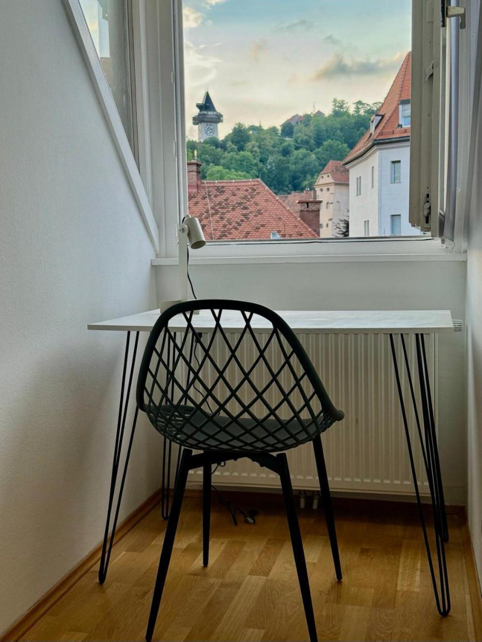Carillon By Bestchoice - Old City - Self Check-In With Parking Option Graz Exterior photo